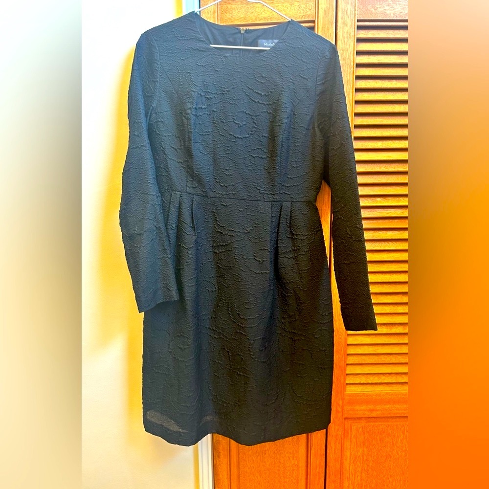 Marisfrolg size 40 (US 8-10) black textured brocade dress